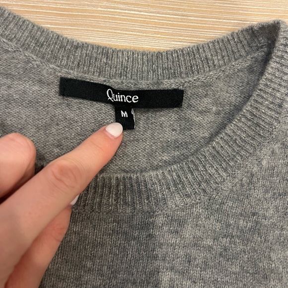 Quince 100% cashmere sweater - size medium - Picture 3 of 7